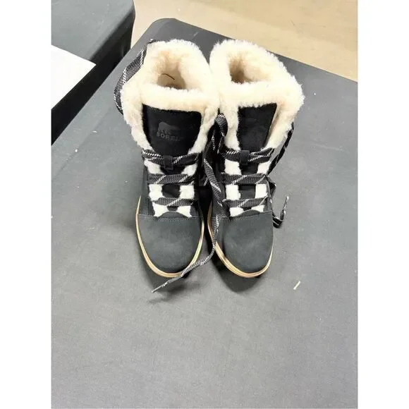 New Sorel Evie II Cozy Black Gum Boots 9 - Picture 4 of 6